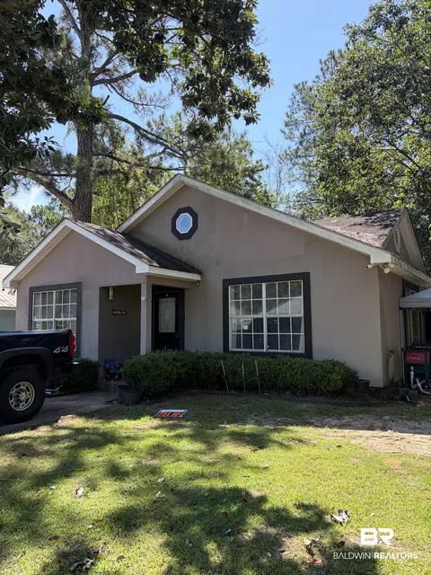 437 Palmetto Ct, Gulf Shores, AL 36542