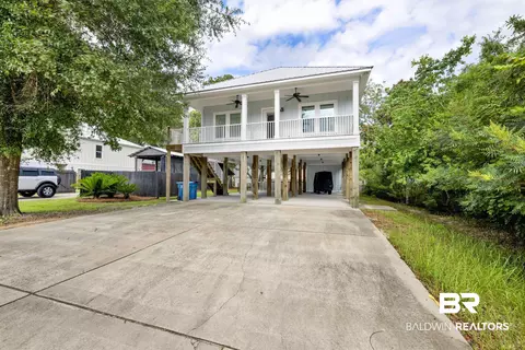 5607 Gulf Ave, Orange Beach, AL 36561