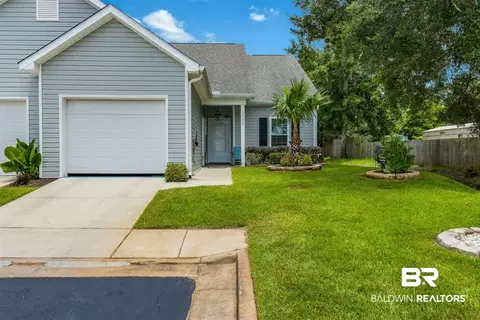 2651 S Juniper St #1500, Foley, AL 36535