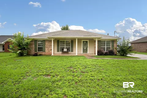 13340 S Copeland Island Dr, Mobile, AL 36695