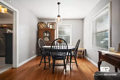 Dining - 511 E Barksdale Dr, Mobile, AL 36606 photo 1 of 2