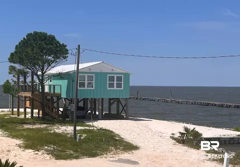 2465 Choctaw Rd, Gulf Shores, AL 36542