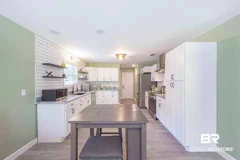Kitchen - 138 Lakeview Loop, Daphne, AL 36526 photo 6 of 6