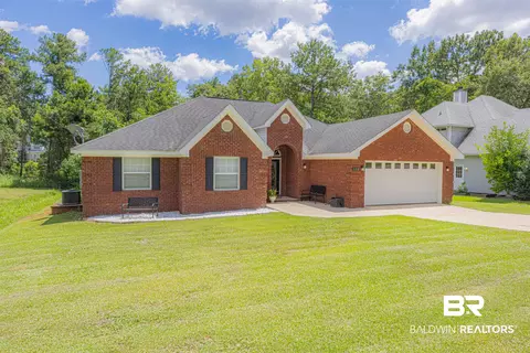 Exterior - 138 Lakeview Loop, Daphne, AL 36526 photo 3 of 10