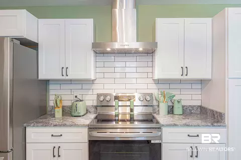 Kitchen - 138 Lakeview Loop, Daphne, AL 36526 photo 5 of 6