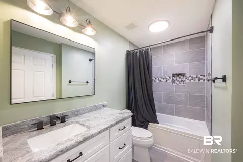 Bath - 138 Lakeview Loop, Daphne, AL 36526 photo 6 of 6
