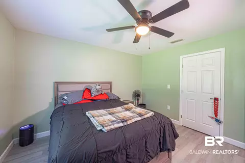 Bedroom - 138 Lakeview Loop, Daphne, AL 36526 photo 6 of 9