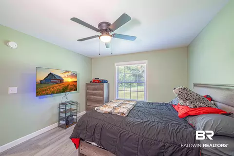 Bedroom - 138 Lakeview Loop, Daphne, AL 36526 photo 5 of 9