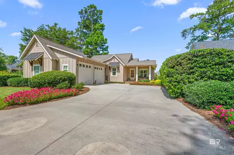 163 Mulberry Ln, Fairhope, AL 36532