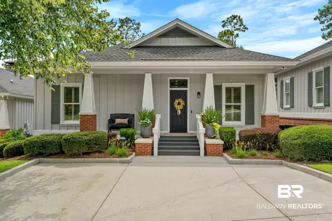 32537 Lakeview Cir, Loxley, AL 36551