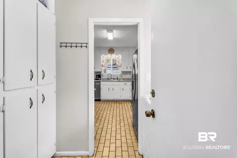 Entry Way - 603 E Walker Ave, Foley, AL 36535 photo 3 of 3