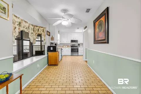 Entry Way - 603 E Walker Ave, Foley, AL 36535 photo 2 of 3
