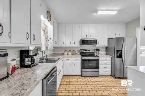 Kitchen - 603 E Walker Ave, Foley, AL 36535 photo 2 of 2