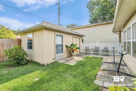 Exterior - 603 E Walker Ave, Foley, AL 36535 photo 8 of 10
