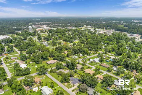 View/Area - 603 E Walker Ave, Foley, AL 36535 photo 5 of 5