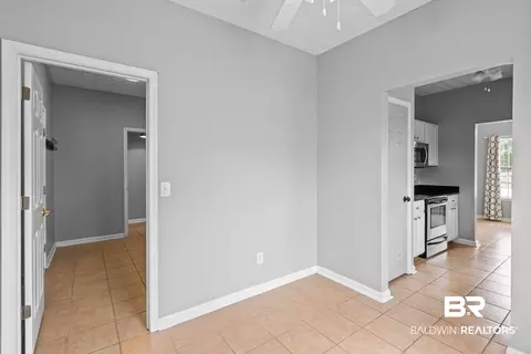Entry Way - 9360 Bingham St, Elberta, AL 36530 photo 2 of 9