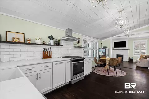2456 Dauphin St, Mobile, AL 36606 photo 7