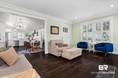2456 Dauphin St, Mobile, AL 36606 photo 4
