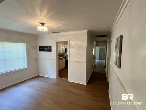 Entry Way - 3105 Bryant Rd, Mobile, AL 36605 photo 1 of 1