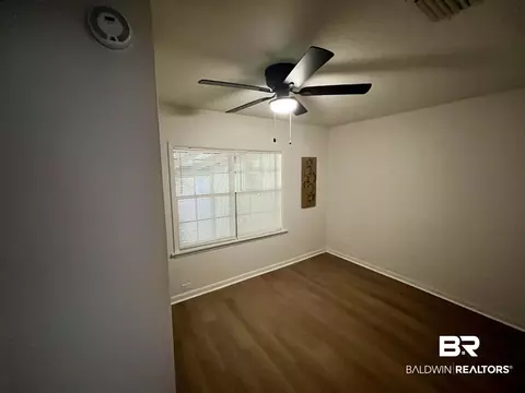 Bedroom - 3105 Bryant Rd, Mobile, AL 36605 photo 6 of 7