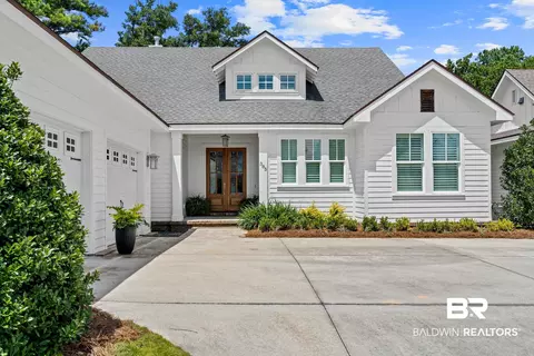Exterior - 385 Fruit Tree Ln, Fairhope, AL 36532 photo 2 of 15