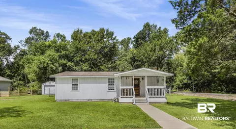 22231 7th St, Silverhill, AL 36576