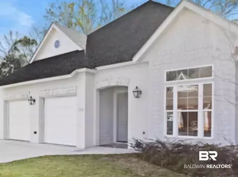100 Sadie Ln #100, Fairhope, AL 36532