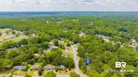 View/Area - 3109 Grishilde Dr, Mobile, AL 36693 photo 3 of 10