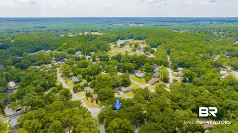 View/Area - 3109 Grishilde Dr, Mobile, AL 36693 photo 2 of 10