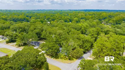 View/Area - 3109 Grishilde Dr, Mobile, AL 36693 photo 5 of 10