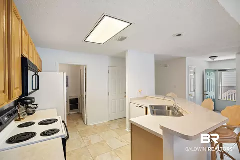 Kitchen - 3200 Loop Rd #96, Orange Beach, AL 36561 photo 3 of 5