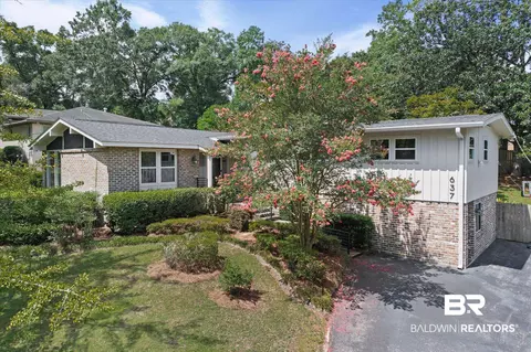 Exterior - 637 Chelsea Dr, Mobile, AL 36608 photo 3 of 4