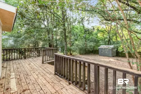 Exterior - 5420 Lusann Dr, Mobile, AL 36608 photo 4 of 8