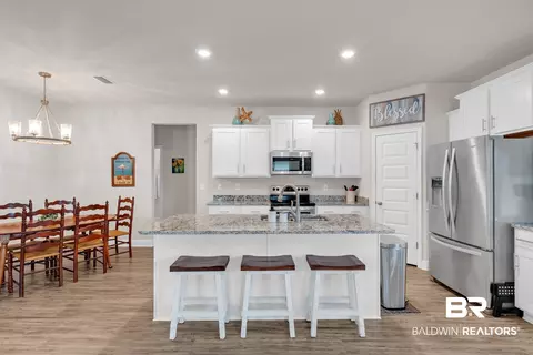 Kitchen - 9434 Eiland Dr, Foley, AL 36535 photo 5 of 5