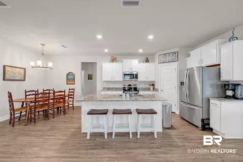 Kitchen - 9434 Eiland Dr, Foley, AL 36535 photo 4 of 5