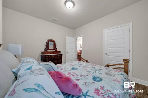 Bedroom - 9434 Eiland Dr, Foley, AL 36535 photo 4 of 6