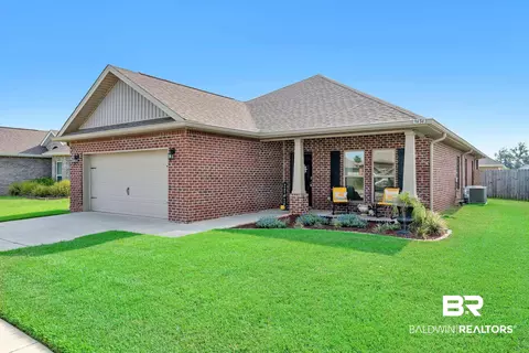 Exterior - 9434 Eiland Dr, Foley, AL 36535 photo 4 of 10