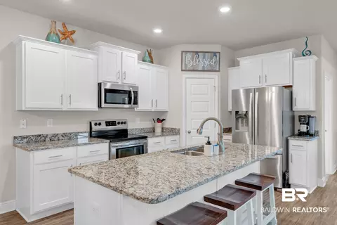 Kitchen - 9434 Eiland Dr, Foley, AL 36535 photo 3 of 5