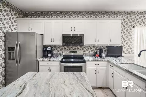 Kitchen - 161 Lakeview Loop, Daphne, AL 36526 photo 1 of 3