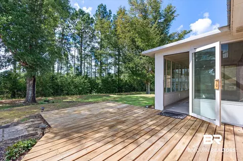 Exterior - 16216 Pointer Dr, Foley, AL 36535 photo 6 of 7