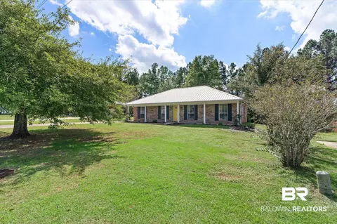 Exterior - 16216 Pointer Dr, Foley, AL 36535 photo 2 of 7