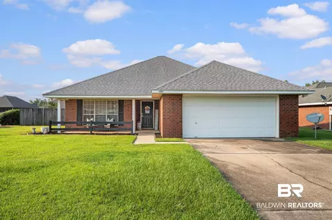 16781 Heartland Cir, Robertsdale, AL 36567