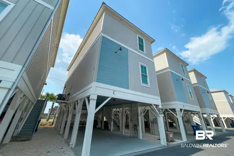 1592 W Beach Blvd #C, Gulf Shores, AL 36542