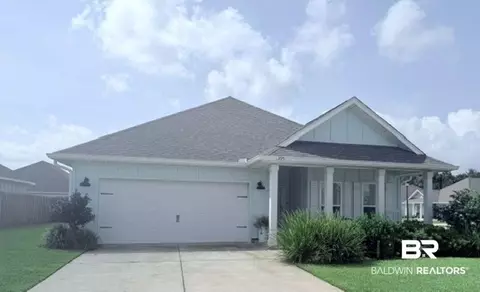 395 Haise Ln, Gulf Shores, AL 36542