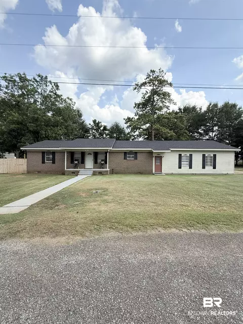 185 Pecan St, Uriah, AL 36480