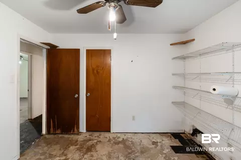 Bedroom - 536 Woodlore Dr, Chickasaw, AL 36611 photo 4 of 5