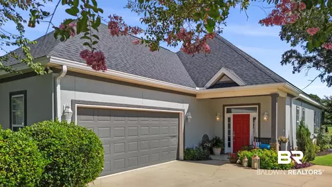 16 Marsh Pt, Gulf Shores, AL 36542