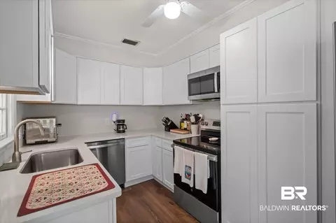 Kitchen - 122 Florence Pl, Mobile, AL 36607 photo 2 of 4