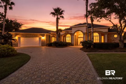 259 Cypress Lake Dr, Gulf Shores, AL 36542