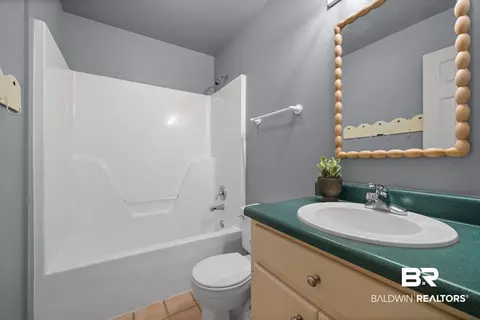 Bath - 124 Montclair Pl, Daphne, AL 36526 photo 3 of 3